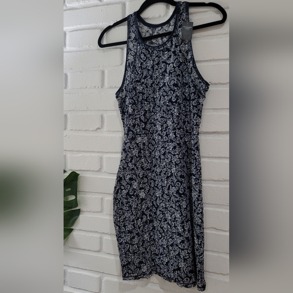Abercrombie and fitch dress L